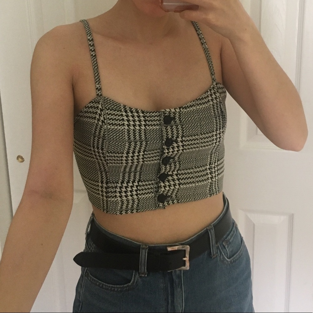 Houndstooth Crop Top - Picture 2 of 5